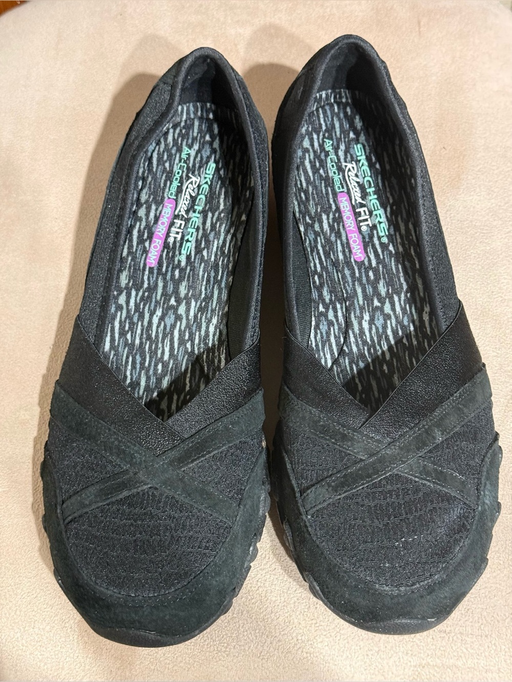 Skechers Women’s 7 Relaxed Fit Air Cooled Memory Foam Black Loafer Sneakers
